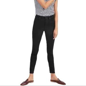 EVERLANE HIGH RISE ANKLE JEANS IN WASHED BLACK